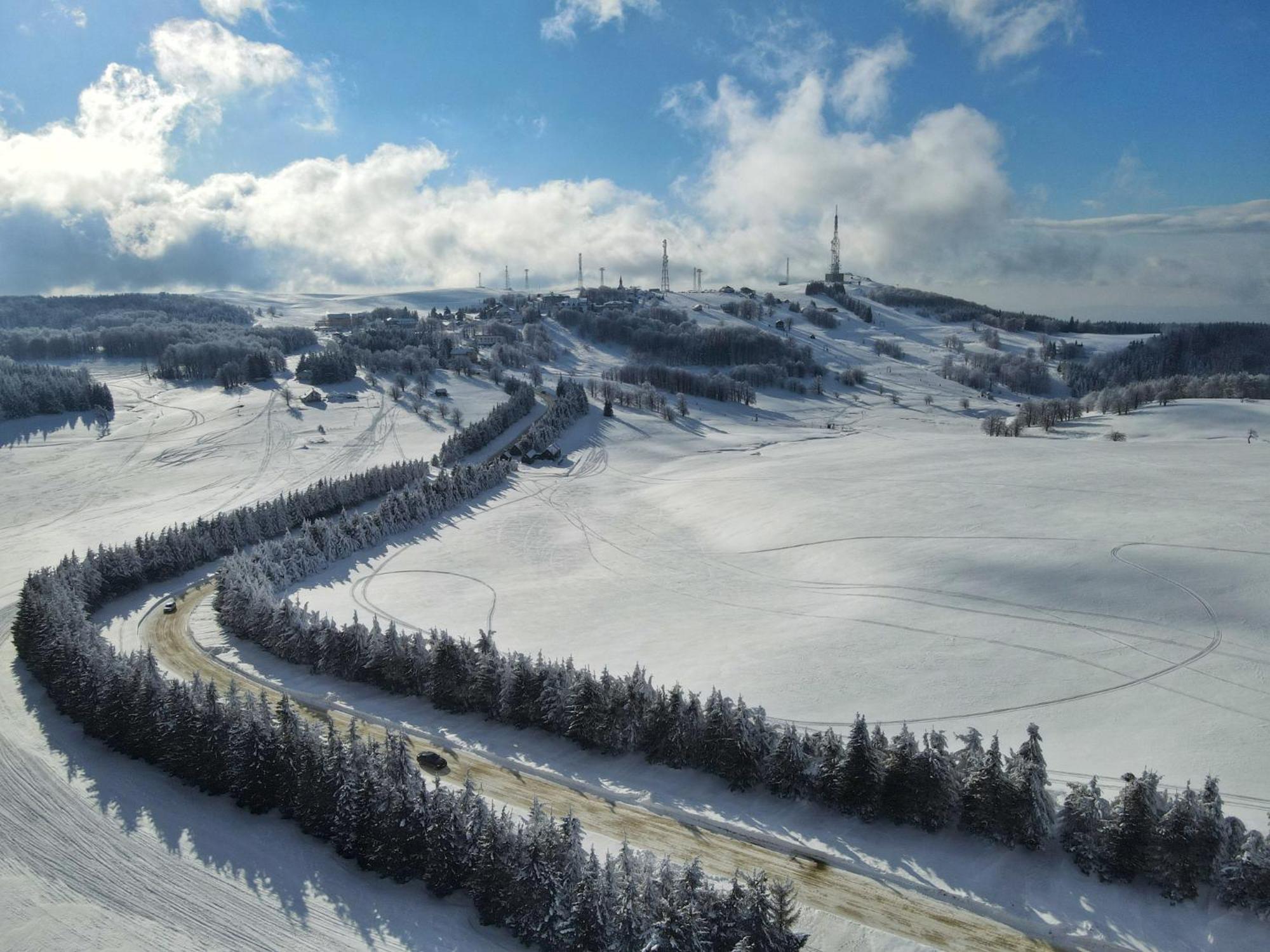 Franzdorf Alpin Hotel Valiug Luaran gambar