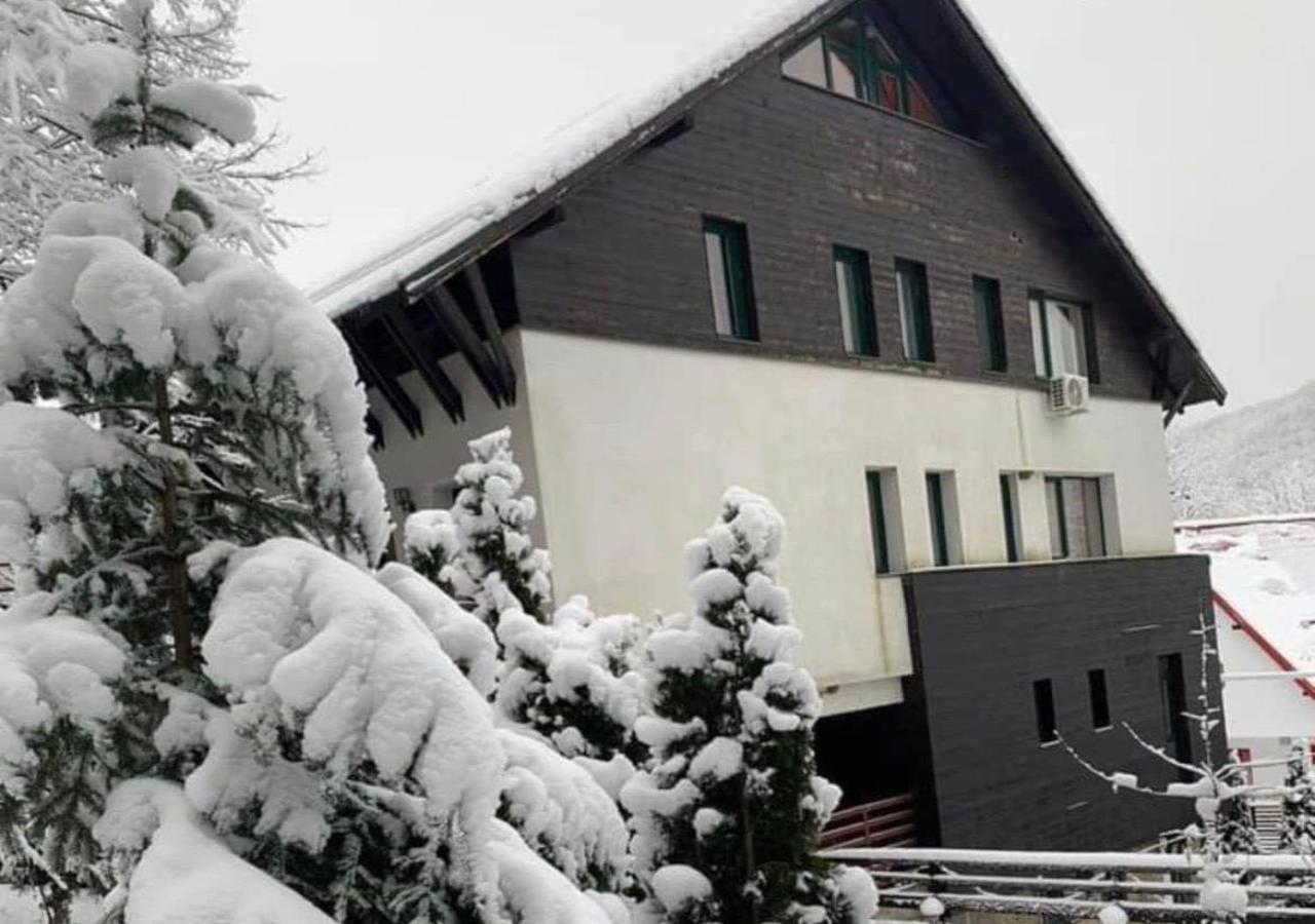 Franzdorf Alpin Hotel Valiug Luaran gambar