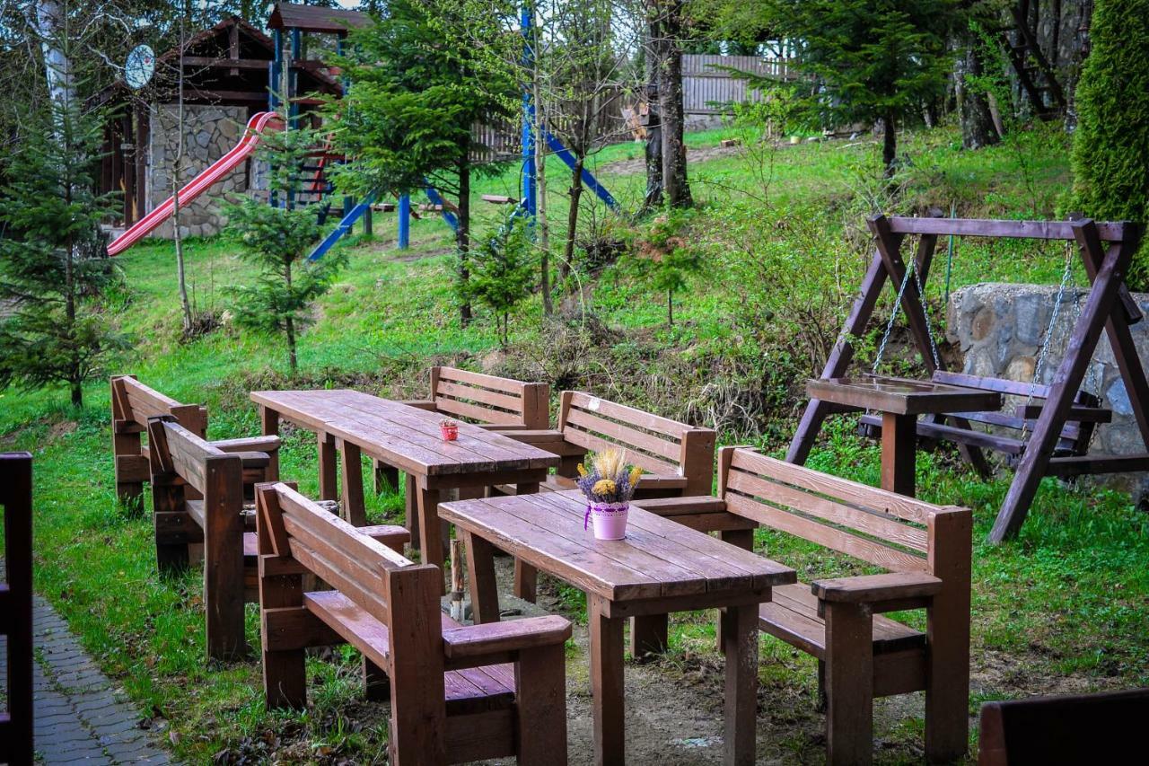 Franzdorf Alpin Hotel Valiug Luaran gambar